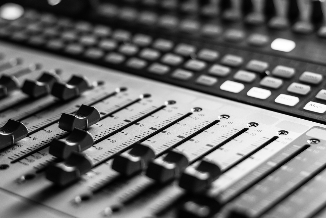 Community Recording Studio Hours LEAP
